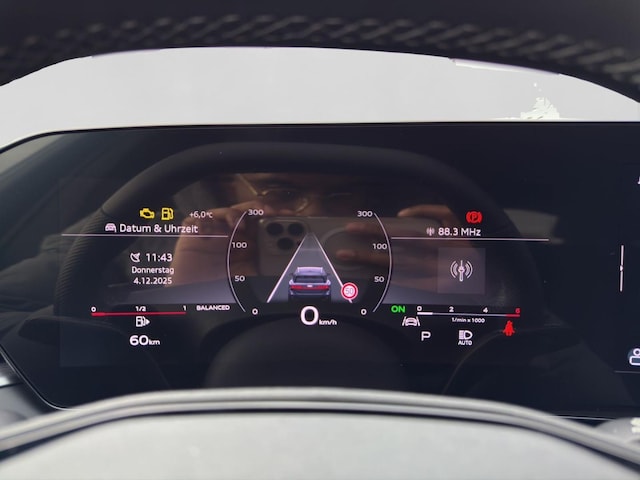 Audi A6 Avant Quattro S-Tronic