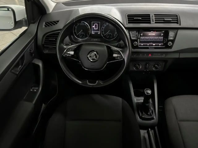 Skoda Fabia Active