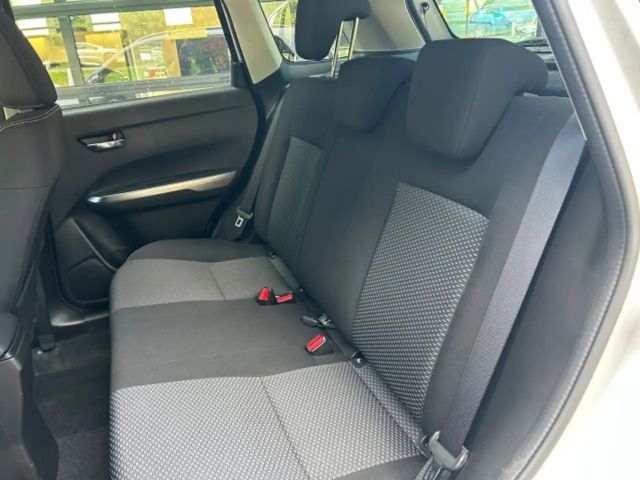 Suzuki Vitara Shine