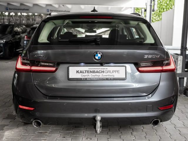 BMW 320 320d Touring xDrive