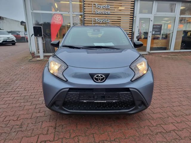 Toyota Aygo X 1.0 VVT-i Business