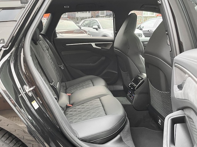 Audi A6 e-tron Avant Quattro