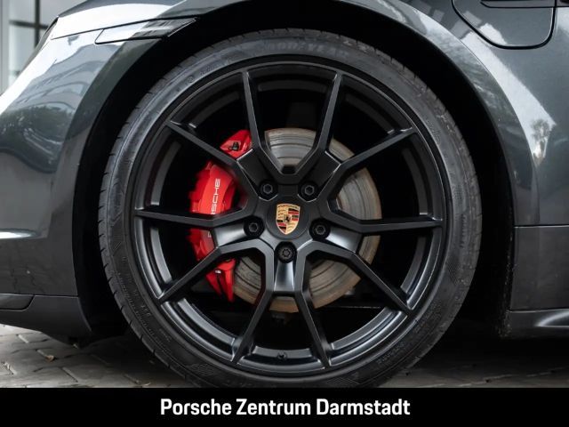 Porsche Taycan 4S