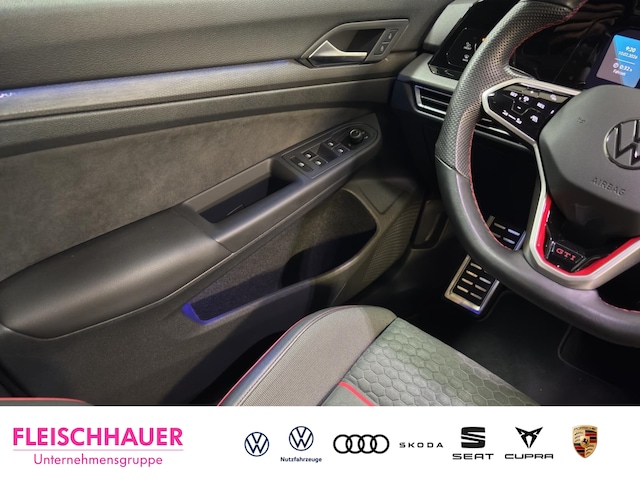 Volkswagen Golf 2.0 TSI Golf VIII Plus