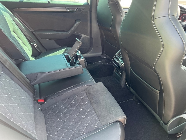 Skoda Superb 2.0 TDI Combi