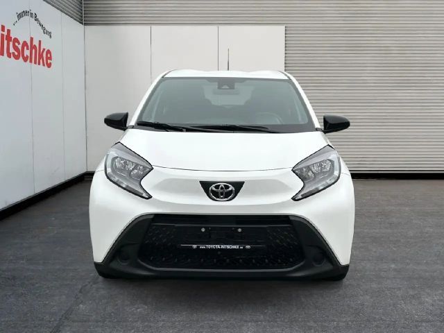 Toyota Aygo X 1.0 VVT-i Business
