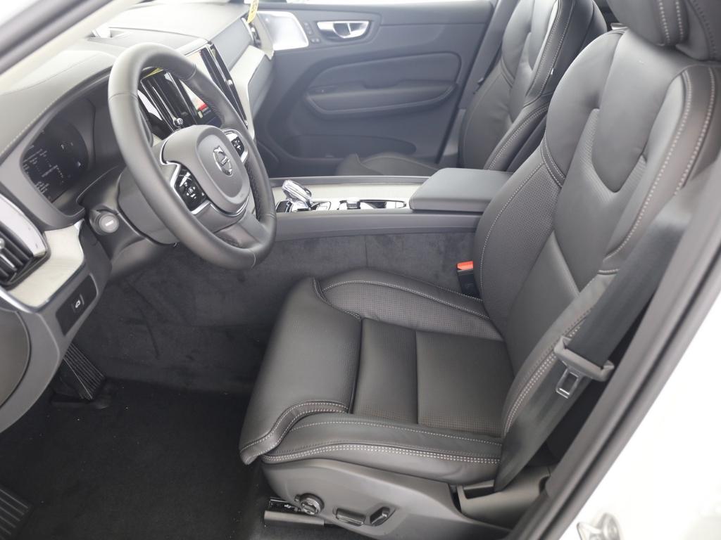 Volvo XC60 AWD Dark Ultra