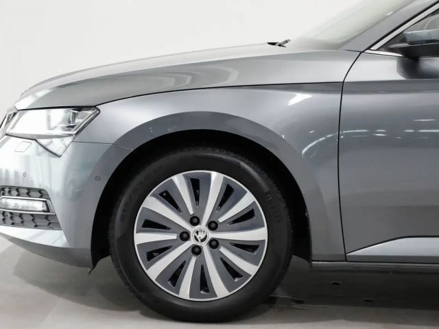 Skoda Superb 2.0 TDI Combi Style Style