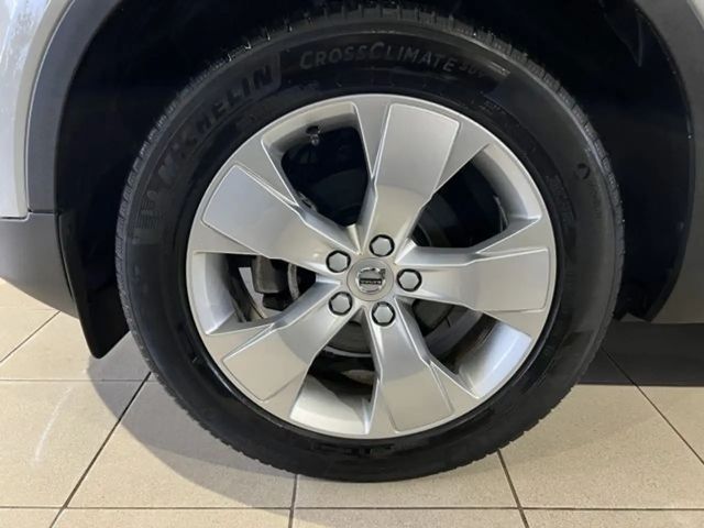 Volvo XC40 Momentum T3