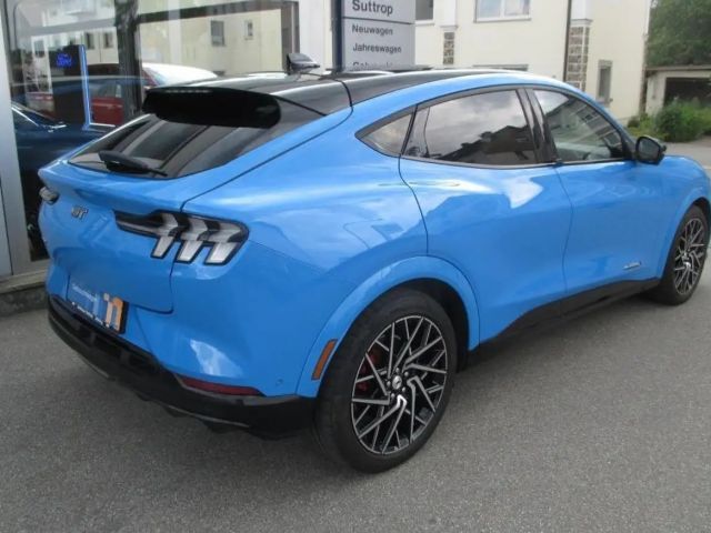 Ford Mustang Mach-E AWD GT