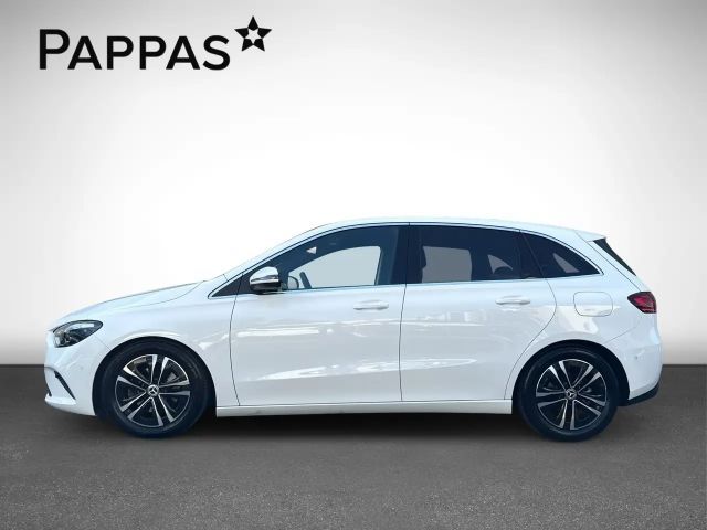 Mercedes-Benz B 180 B 180 d Sedan