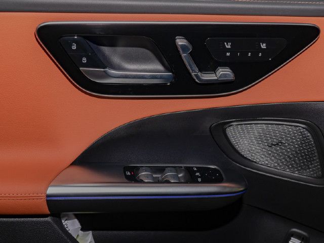 Mercedes-Benz C 200 AMG Line Sedan