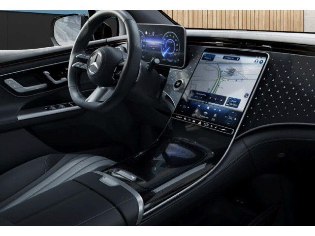 Mercedes-Benz EQE SUV 300