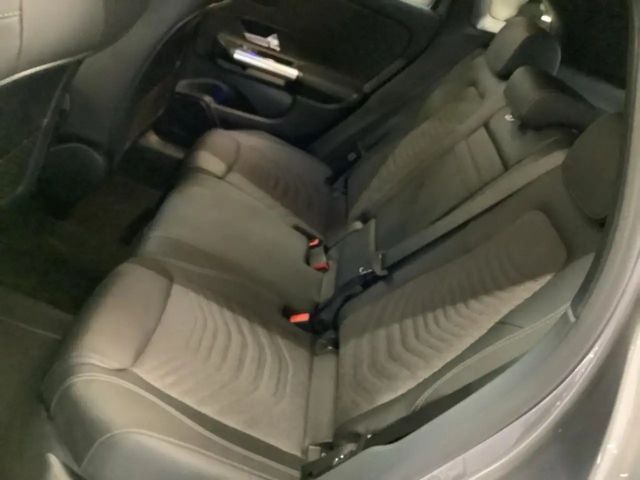 Mercedes-Benz GLA 200 ADVANCED-PLUS+NIGHT+18"+360°+AHK+LED-HIG