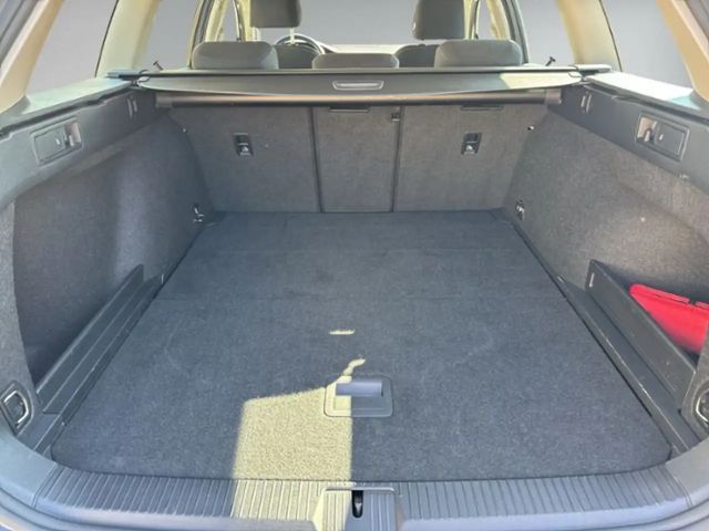 Volkswagen Passat 1.5 TSI DSG Variant