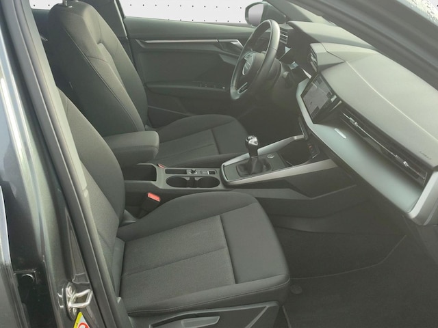 Audi A3 30 TFSI S-Line Sportback