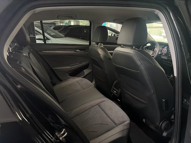 Volkswagen Golf 1.5 TSI DSG Style