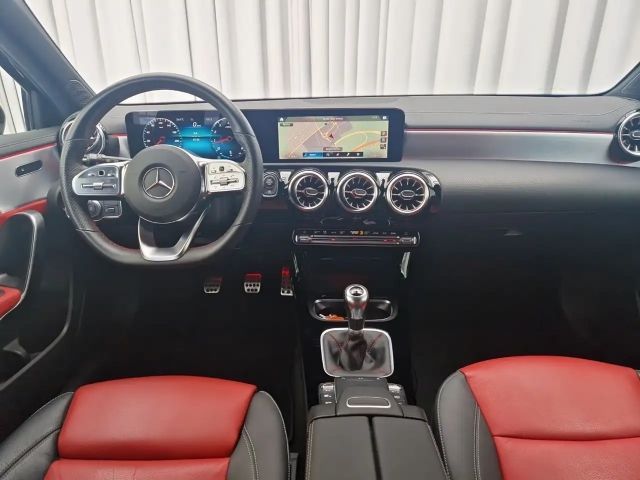 Mercedes-Benz A 180 AMG Line Hatchback