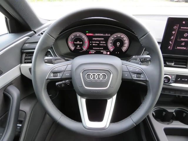 Audi A4 40 TDI Avant S-Line