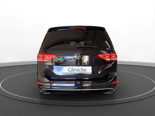 Volkswagen Touran 1.5 TSI R-Line