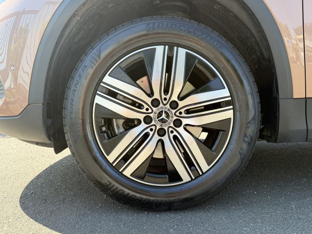 Mercedes-Benz EQA 300 4MATIC