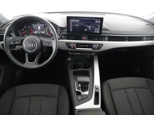 Audi A4 35 TDI S-Line
