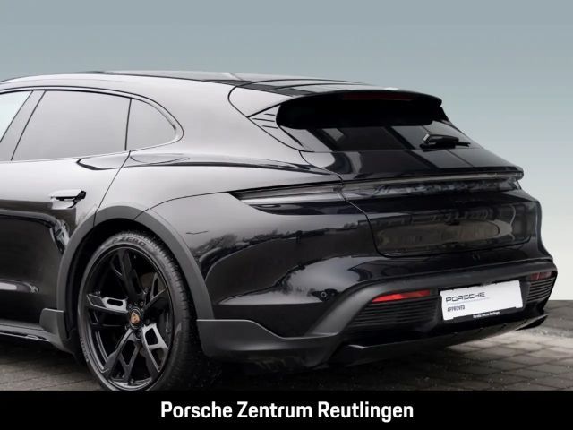 Porsche Taycan 4 Cross Turismo
