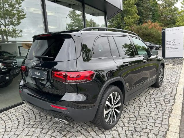 Mercedes-Benz GLB 200 4MATIC