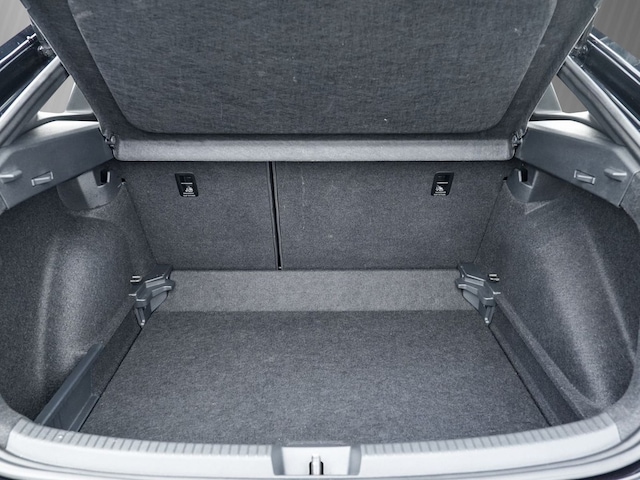 Volkswagen Taigo 1.0 TSI R-Line