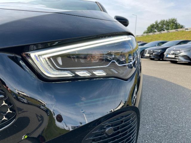 Mercedes-Benz CLA 180 Shooting Brake