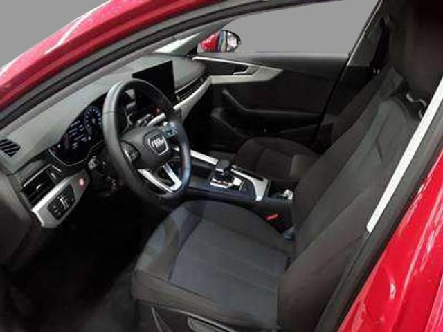 Audi A4 35 TFSI Avant S-Tronic