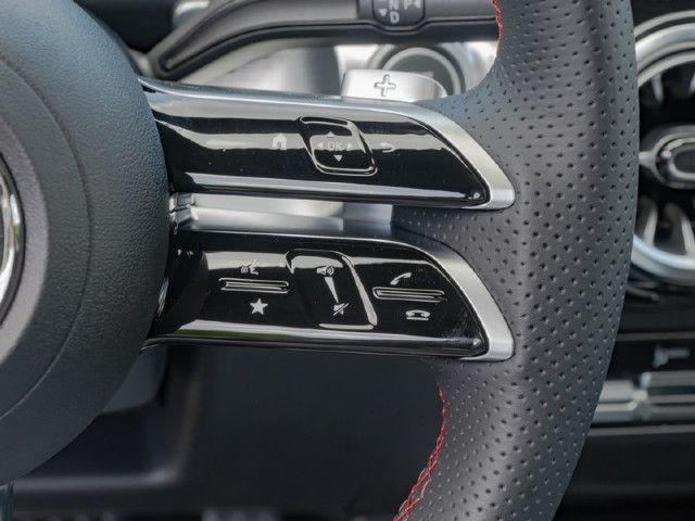 Mercedes-Benz GLB 200 GLB 200 d