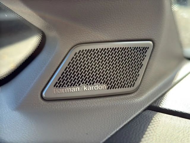 Volkswagen Multivan Life T7