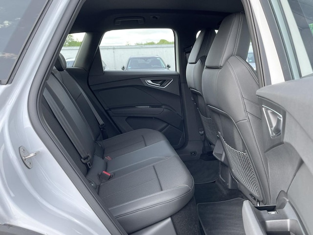 Audi Q4 e-tron Compact 45 e-tron Audi Q4 e-tron