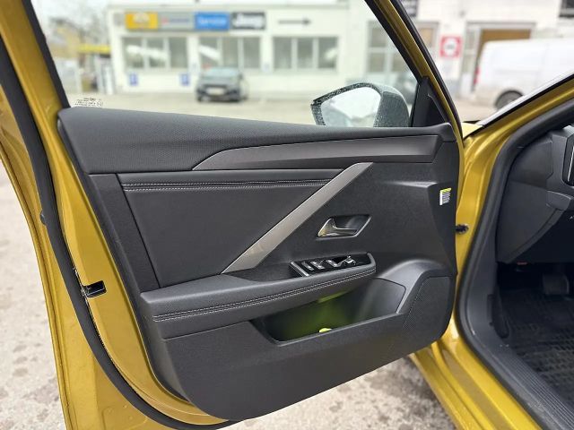 Opel Astra GS-Line Grand Sport Turbo