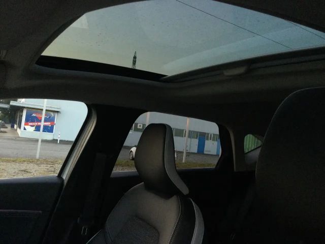 Renault Captur E-Tech Hybrid Techno