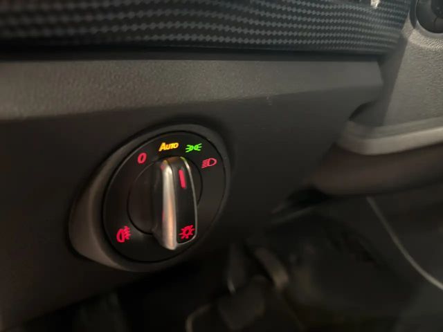 Volkswagen e-up! Move Move up!