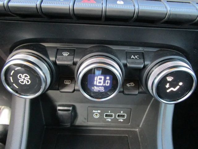 Renault Captur EDC TCe 140 Zen