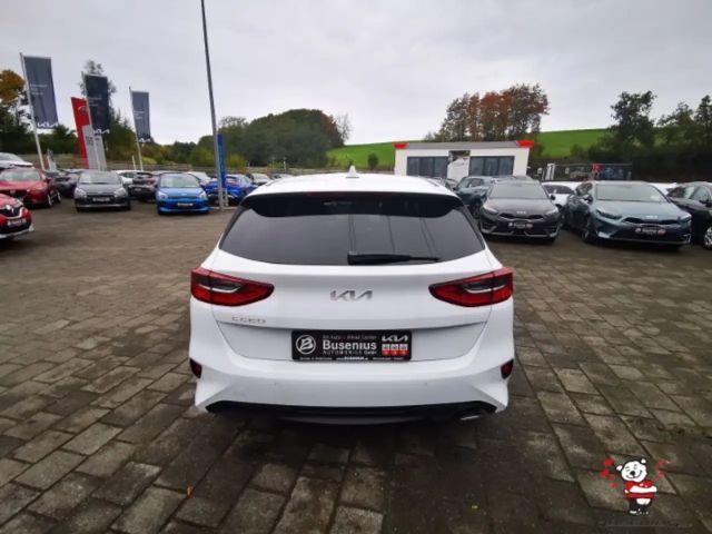 Kia Ceed 1,5T DCT Ultimate +Style+Sound+Navi+17Zoll