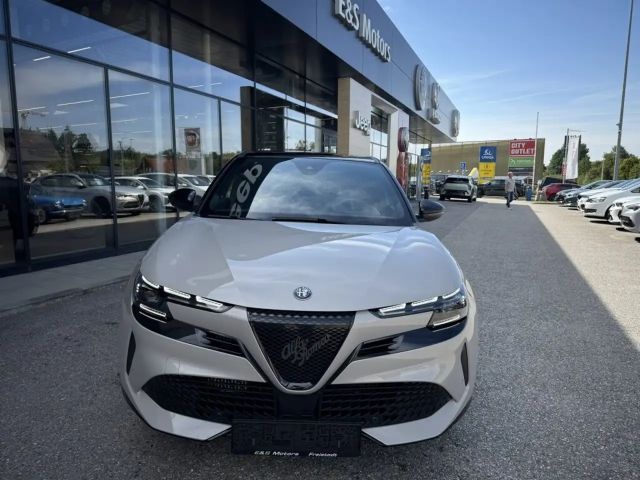 Alfa Romeo Junior Ibrida