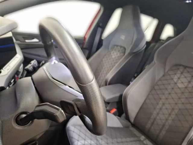 Volkswagen Golf 2.0 TSI DSG R-Line