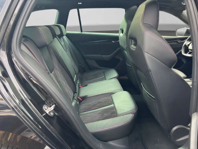 Skoda Octavia Combi RS iV