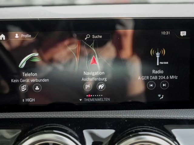 Mercedes-Benz A 35 AMG 4MATIC AMG Line