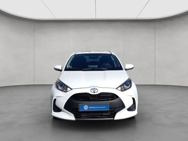 Toyota Yaris Business Hybride