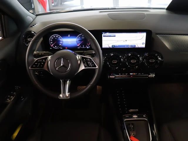 Mercedes-Benz GLA 180 GLA 180 d