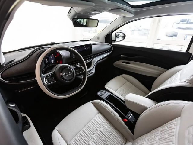 Fiat 500e 42 kWh La Prima