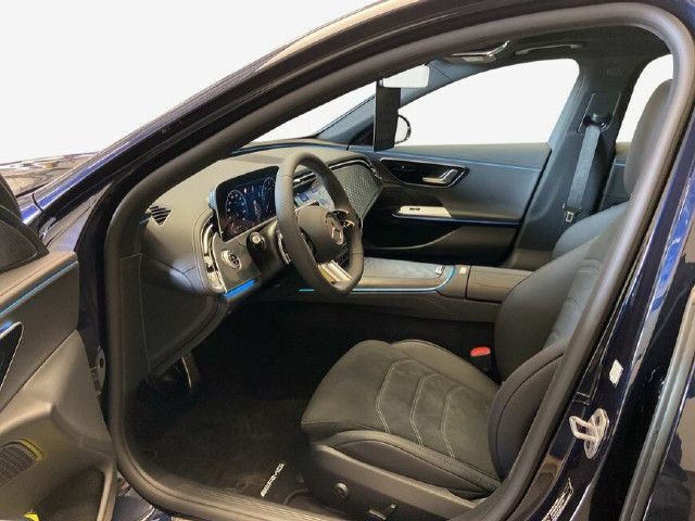 Mercedes-Benz E 200 E 200 d Sedan