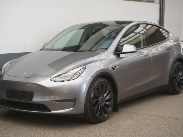Tesla Model Y Performance