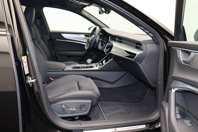 Audi S6 Quattro Sedan