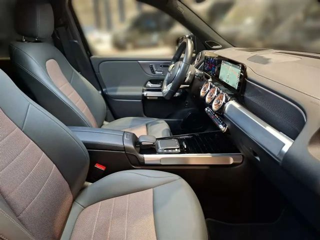 Mercedes-Benz EQB 300 4MATIC